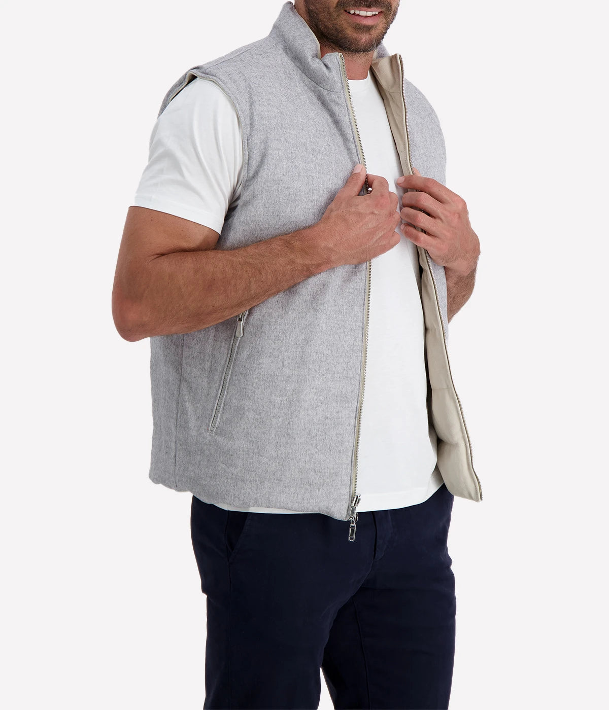 Man Gilet in Sand