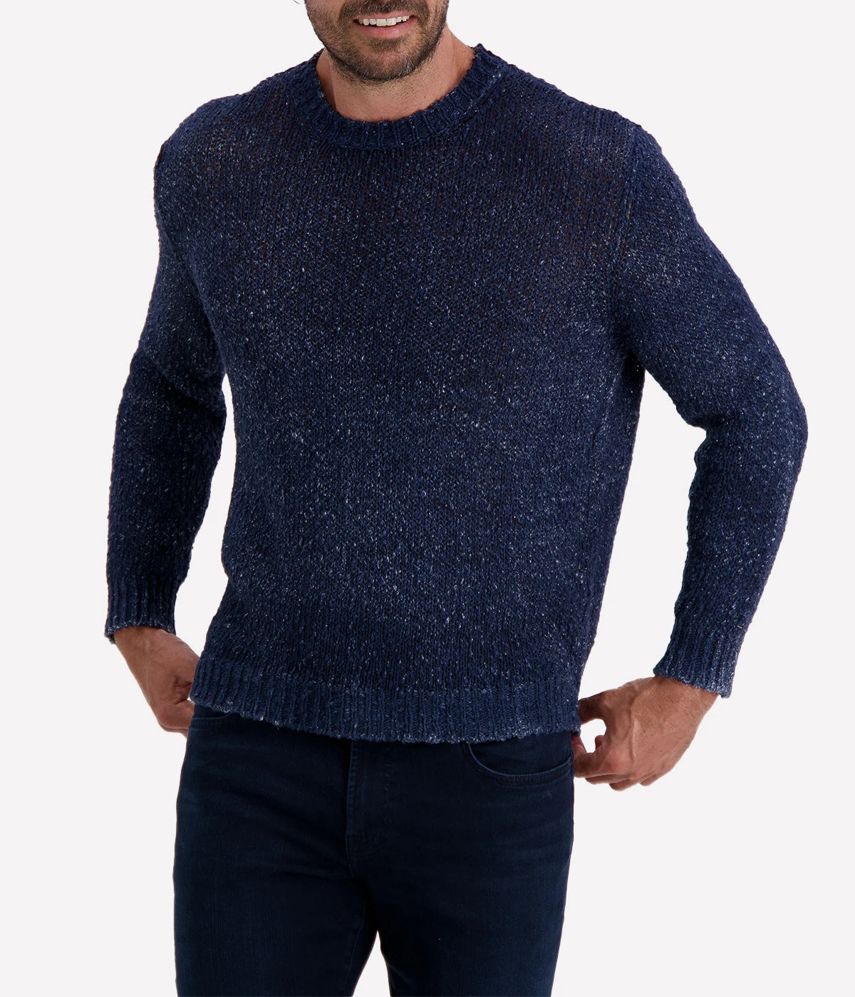 Avant Toi navy knitted pullover with a soft, breathable feel and relaxed fit. A versatile, easy-to-layer essential made in Italy.