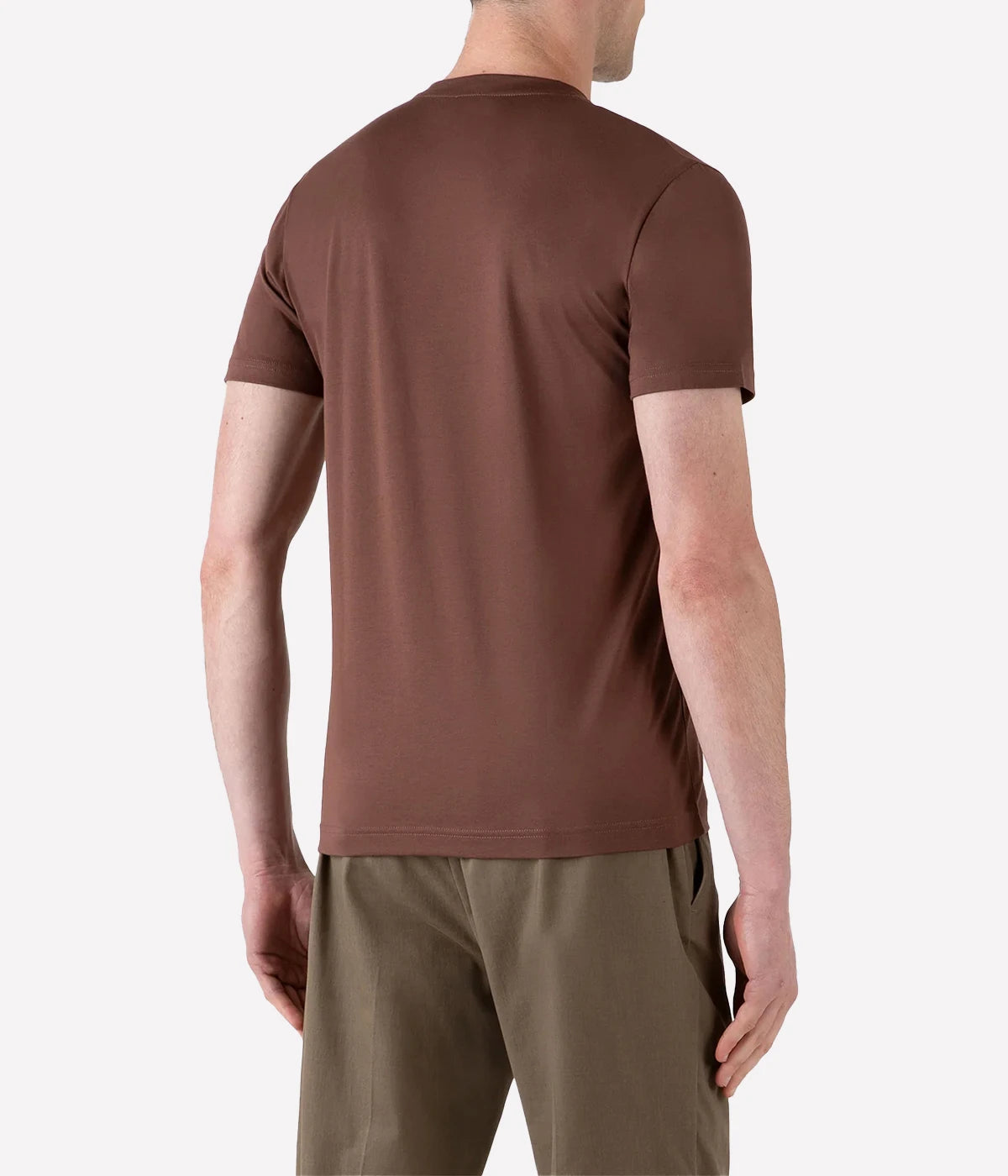 Men’s Cocoa Brown Riviera T-Shirt – Luxurious midweight cotton T-shirt in cocoa brown, inspired by the iconic style worn by James Bond in Casino Royale, perfect for seasonal transitions with a smooth, durable feel.