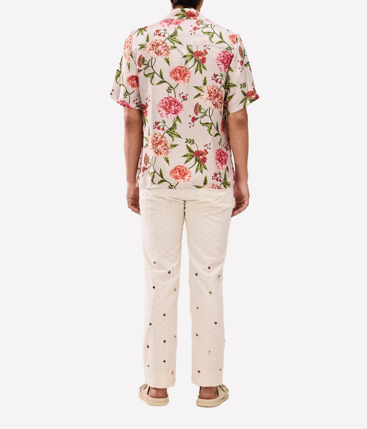 Perte D’ego Turks and Caicos silk shirt with a Cuban collar, all-over vintage-inspired print, relaxed fit, and Mother of Pearl buttons. Made from 100% silk twill for a smooth, lightweight feel.