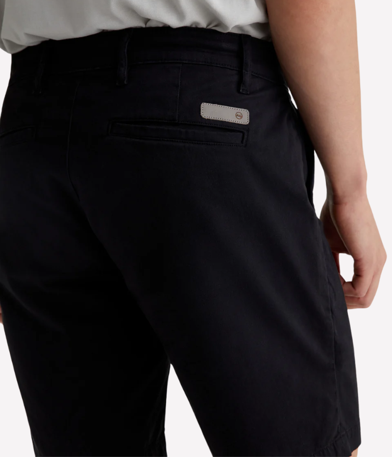 Men’s slim-fit black shorts with a clean, tailored finish, crafted from soft Brighton Sueded Sateen. Lightweight with a slight stretch for comfort, these versatile shorts are perfect for polished yet relaxed styling.